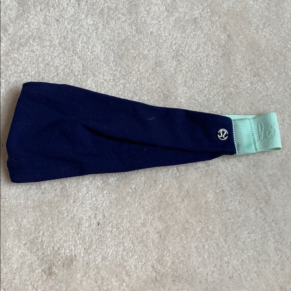Reversible lululemon headband mint/navy